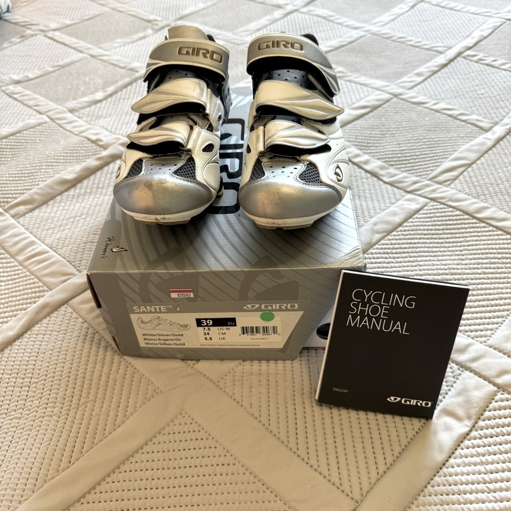 Giro Silver and Black Women's Athletic Cycling Shoes